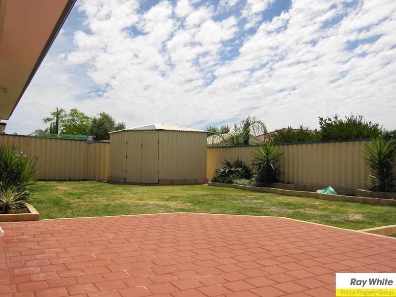 32 Albatross Loop, Beechboro WA 6063