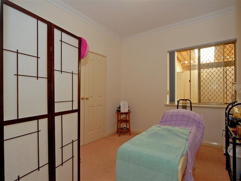 6 Clare Court, Winthrop WA 6150