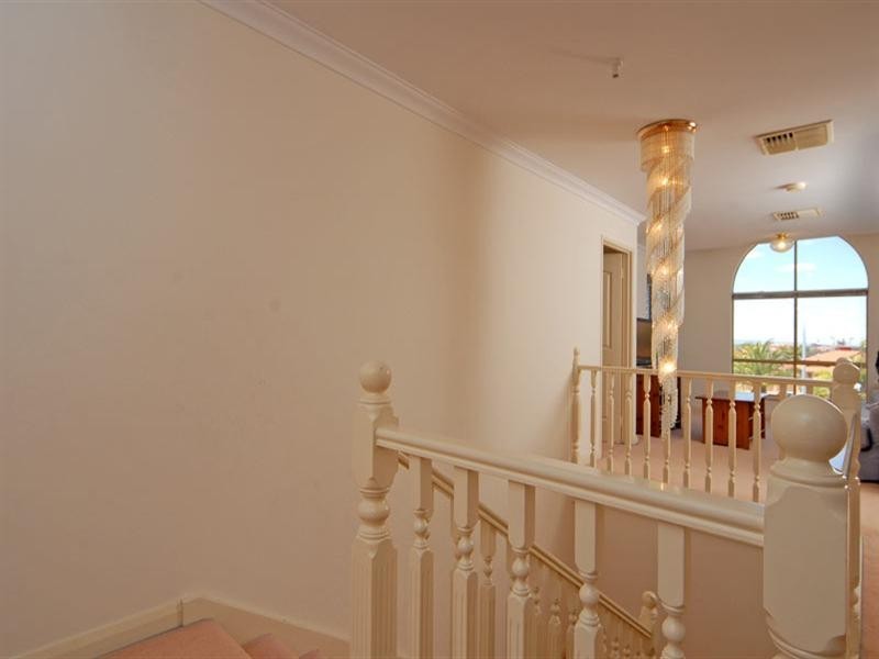 6 Clare Court, Winthrop WA 6150