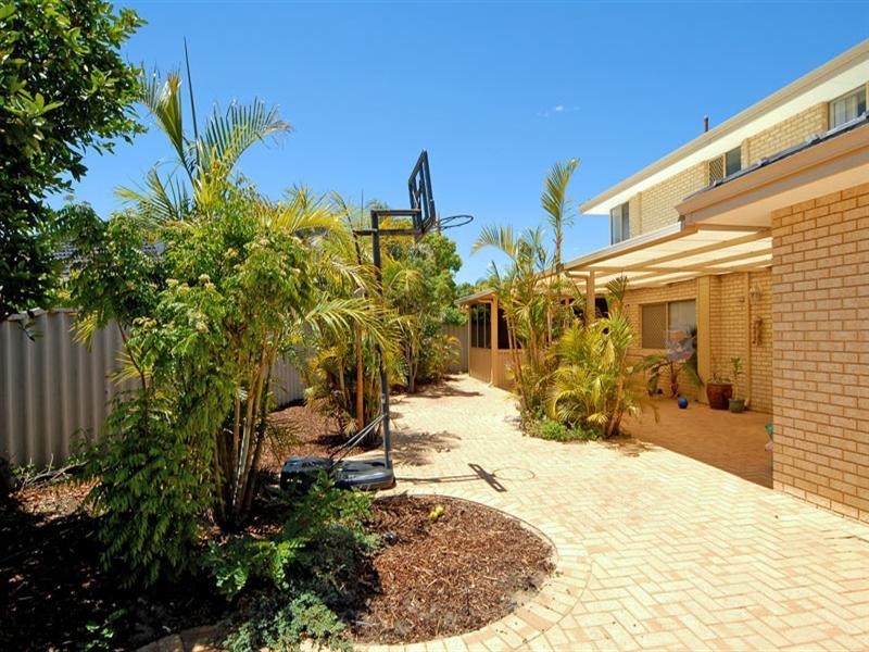 6 Clare Court, Winthrop WA 6150