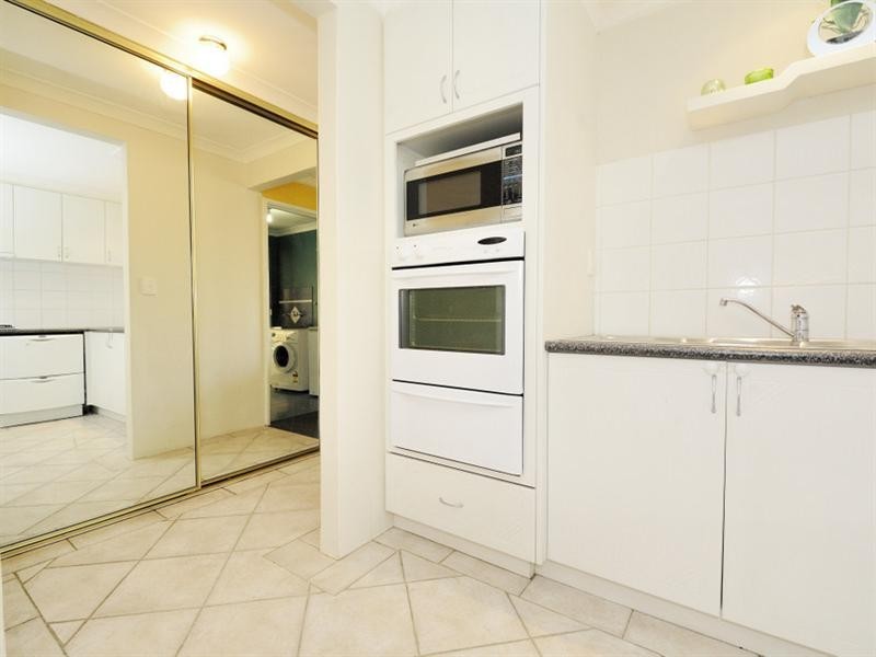 11 Romani Court, Lockridge WA 6054