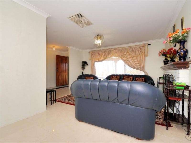 373 Lord Street, Beechboro WA 6063