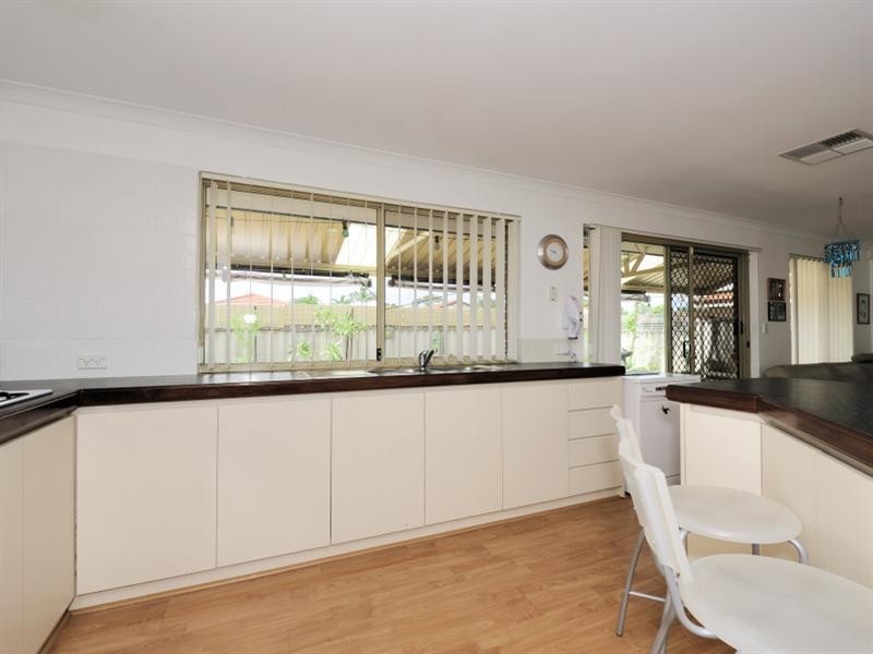 12 Romani Court, Lockridge WA 6054