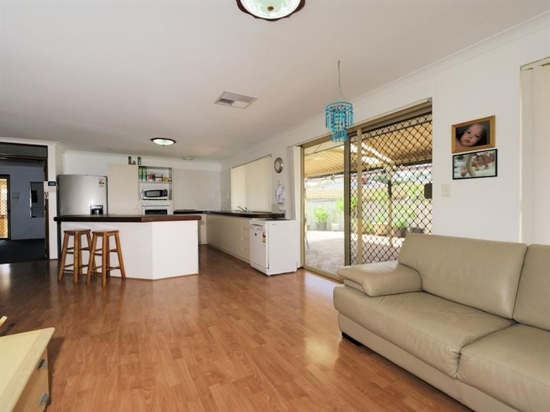 12 Romani Court, Lockridge WA 6054