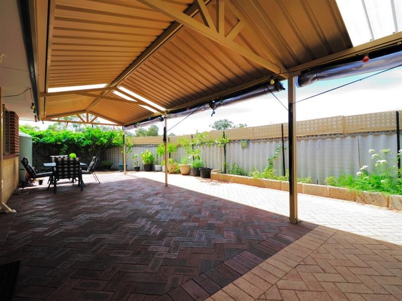 12 Romani Court, Lockridge WA 6054