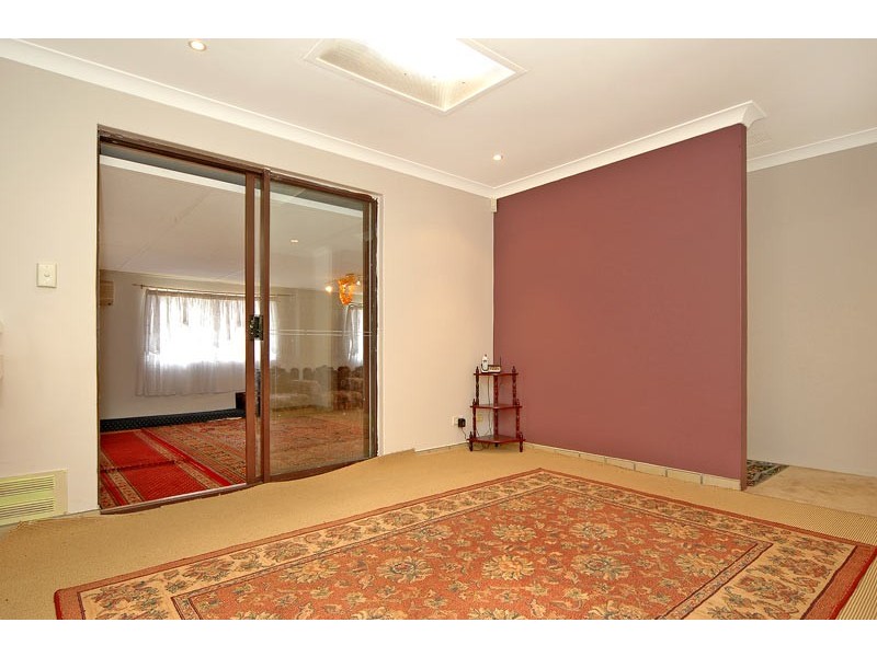 28 Madeira Avenue, Beechboro WA 6063