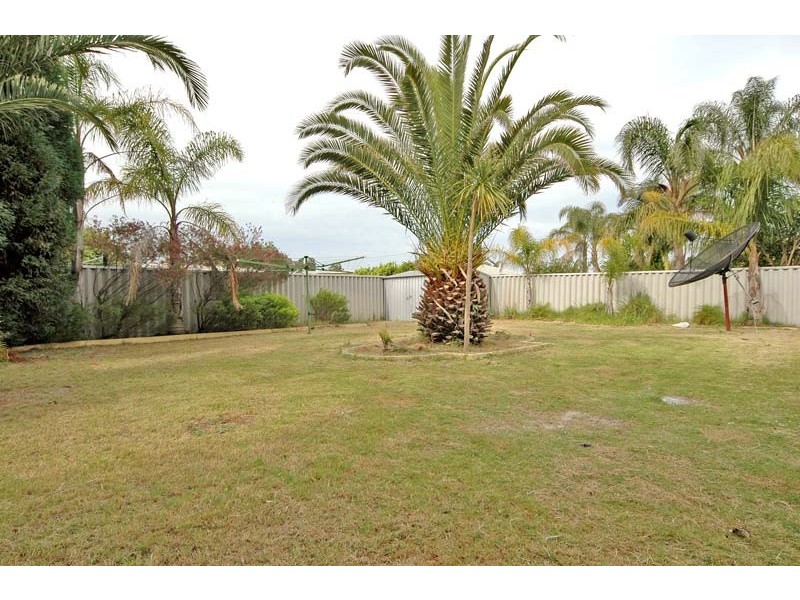 28 Madeira Avenue, Beechboro WA 6063