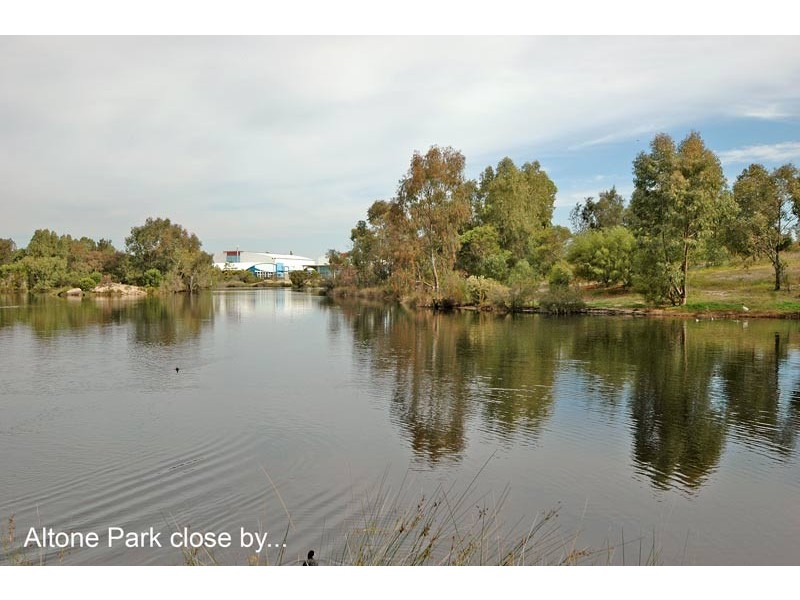 28 Madeira Avenue, Beechboro WA 6063