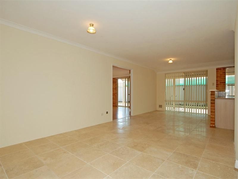 45 Lombardy Crescent, Caversham WA 6055