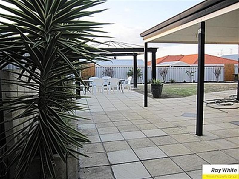 30 Albatross Loop, Beechboro WA 6063