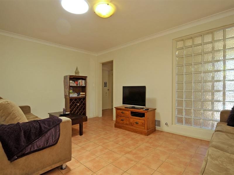 7 Dodds Place, Beechboro WA 6063