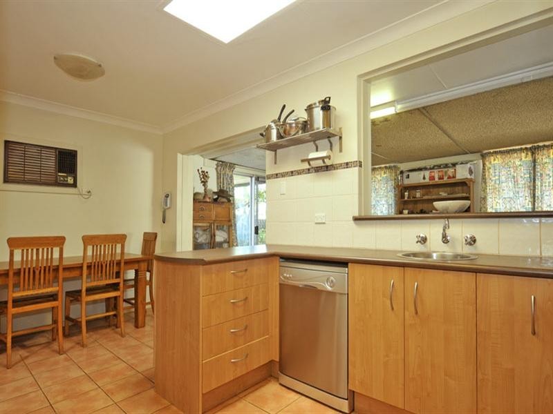 7 Dodds Place, Beechboro WA 6063