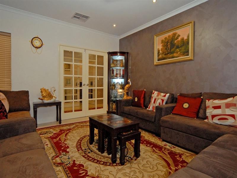 9 Calla Street, Beechboro WA 6063