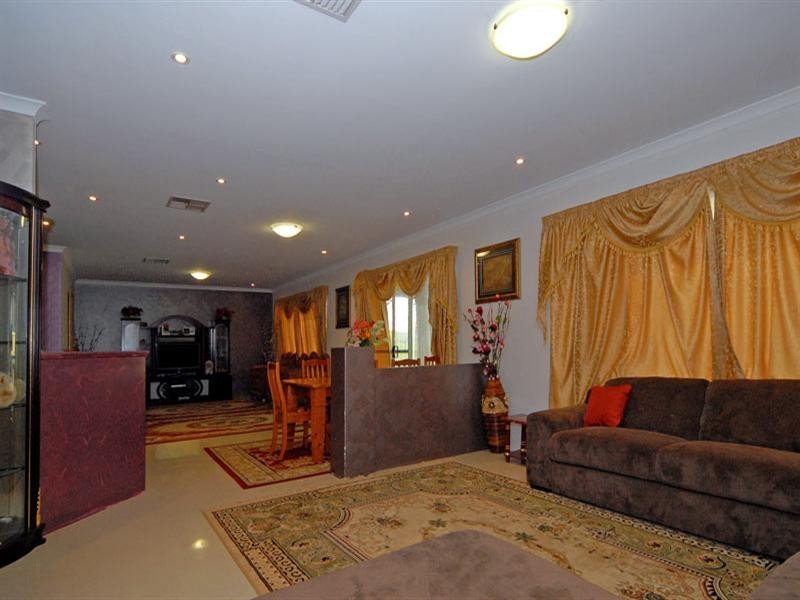 9 Calla Street, Beechboro WA 6063