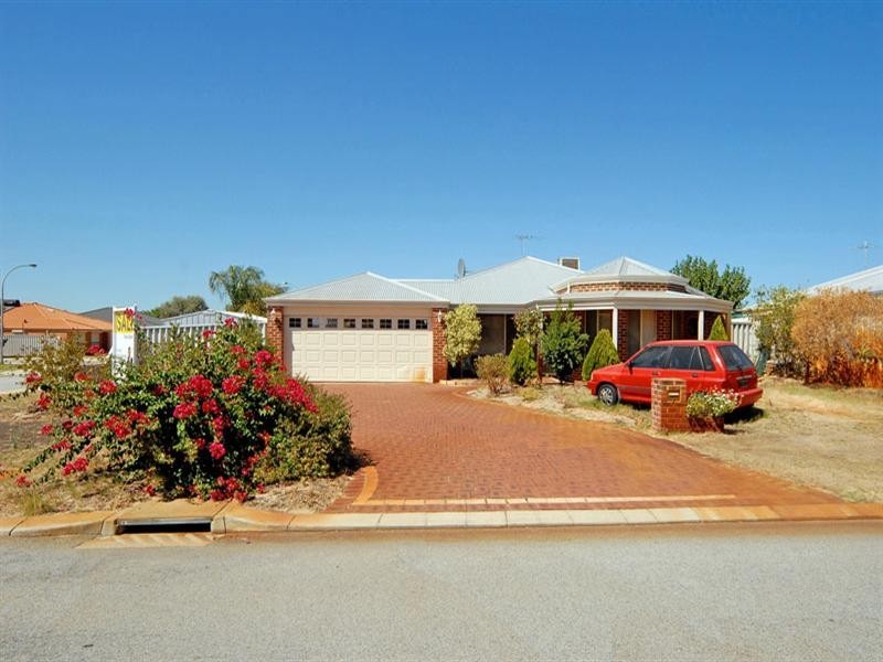 1 St Elias Place, Caversham WA 6055