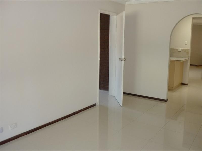 7 Camfield Place, Beechboro WA 6063