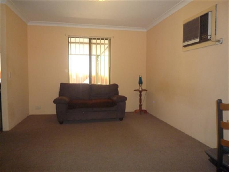 10 Small Street, Beechboro WA 6063