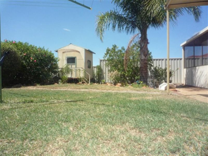 10 Small Street, Beechboro WA 6063