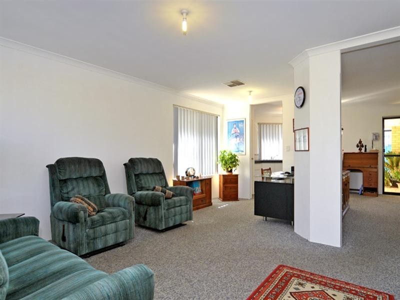 30 Caldervale Avenue, Ellenbrook WA 6069