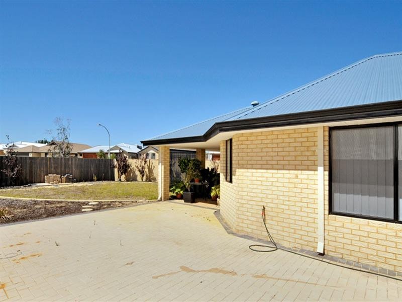 30 Caldervale Avenue, Ellenbrook WA 6069