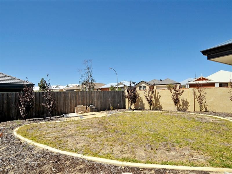 30 Caldervale Avenue, Ellenbrook WA 6069