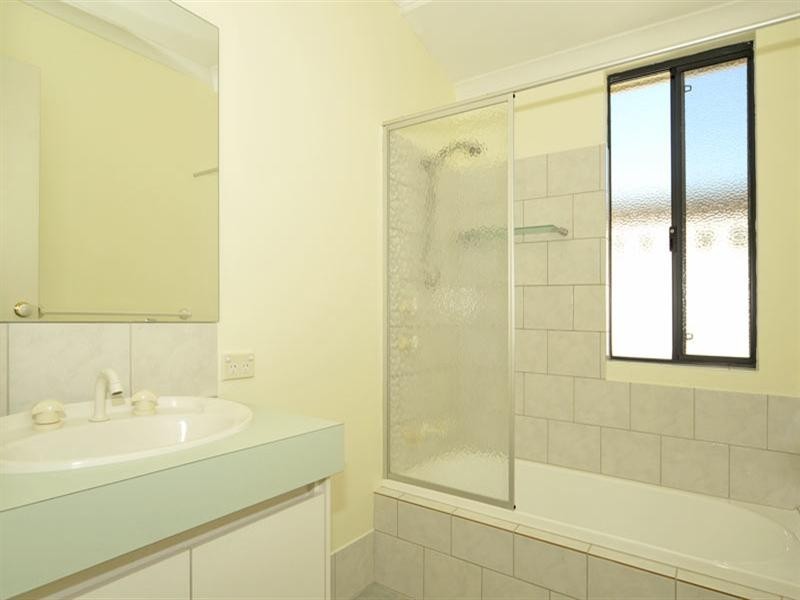 26 Alsace Avenue, Caversham WA 6055