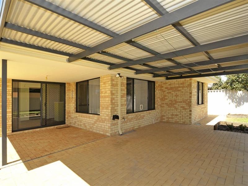 26 Alsace Avenue, Caversham WA 6055