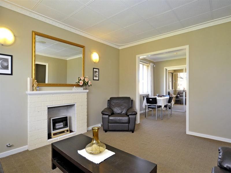 1 Farley Way, Bayswater WA 6053