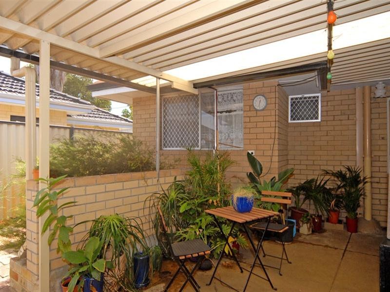 1 Farley Way, Bayswater WA 6053