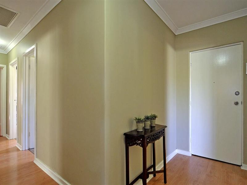 1 Farley Way, Bayswater WA 6053