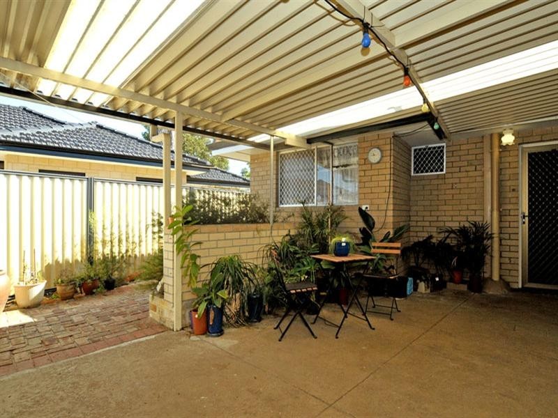 1 Farley Way, Bayswater WA 6053