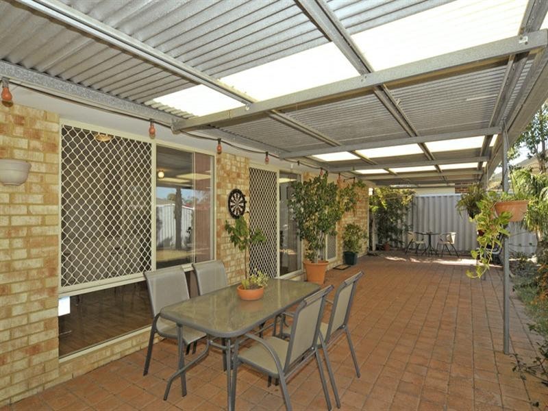 51 Borah Court, Caversham WA 6055