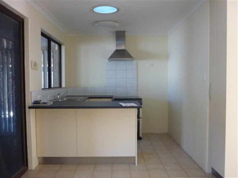 4 Congo Place, Beechboro WA 6063