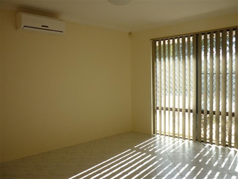 4 Congo Place, Beechboro WA 6063