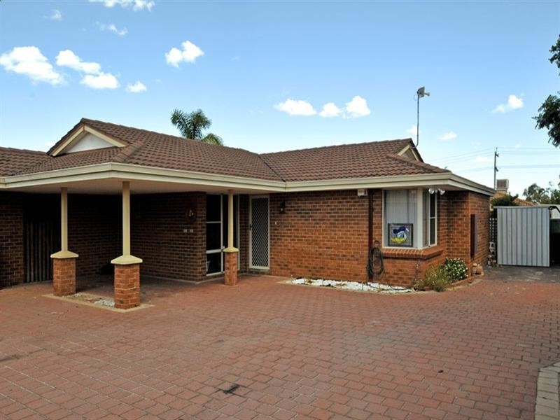 17b Ottawa Crescent, Beechboro WA 6063