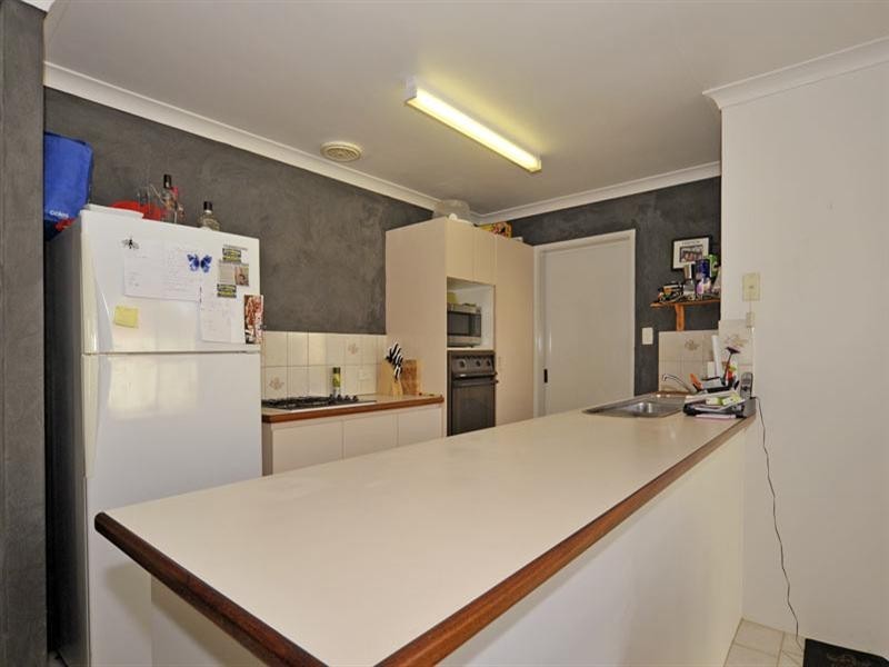 17b Ottawa Crescent, Beechboro WA 6063