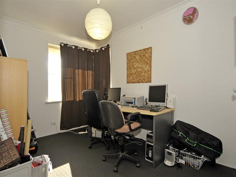 17b Ottawa Crescent, Beechboro WA 6063