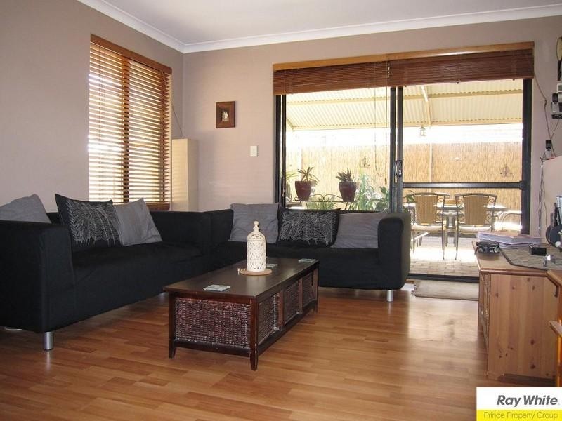 25 Mitra Loop, Beechboro WA 6063
