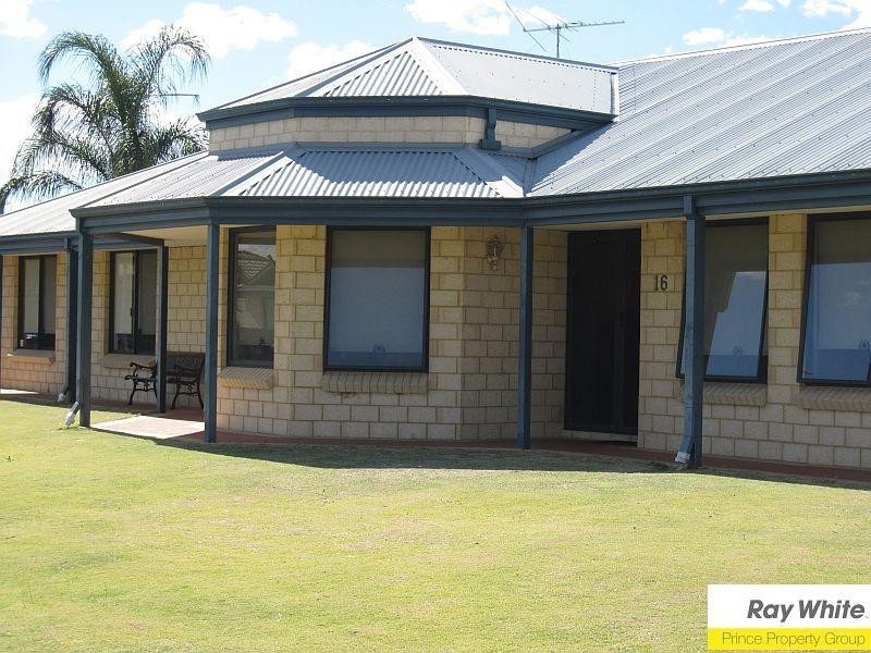 16 Hillwater Promenade, Beechboro WA 6063
