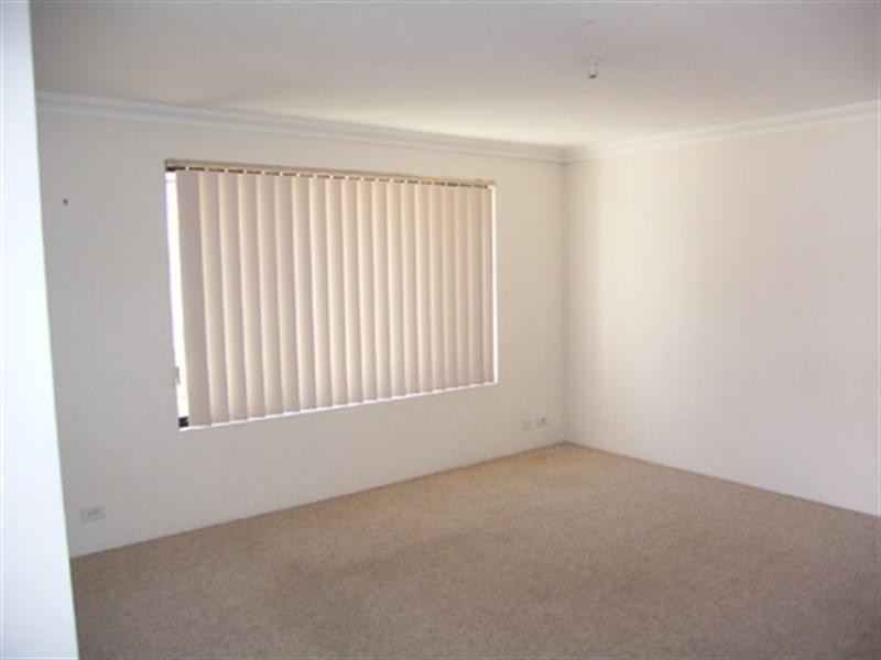 11 Ranthus Avenue, Beechboro WA 6063