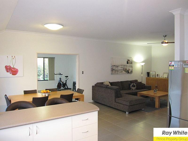 21 Driftwood Way, Beechboro WA 6063