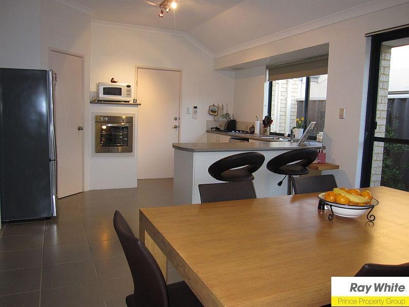 21 Driftwood Way, Beechboro WA 6063