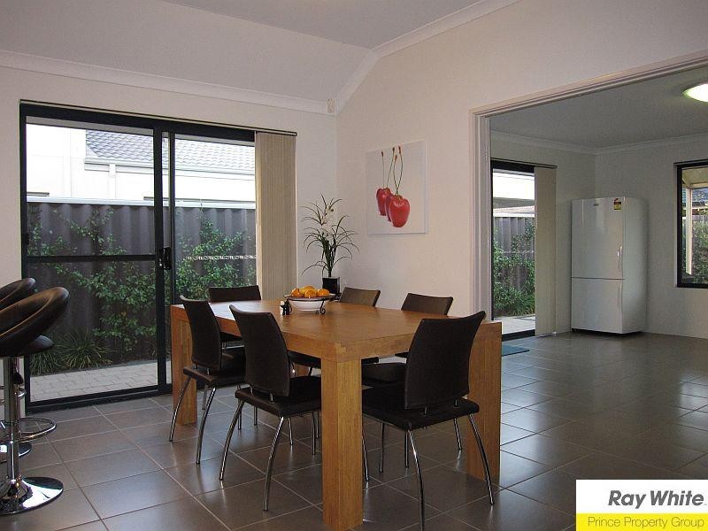 21 Driftwood Way, Beechboro WA 6063