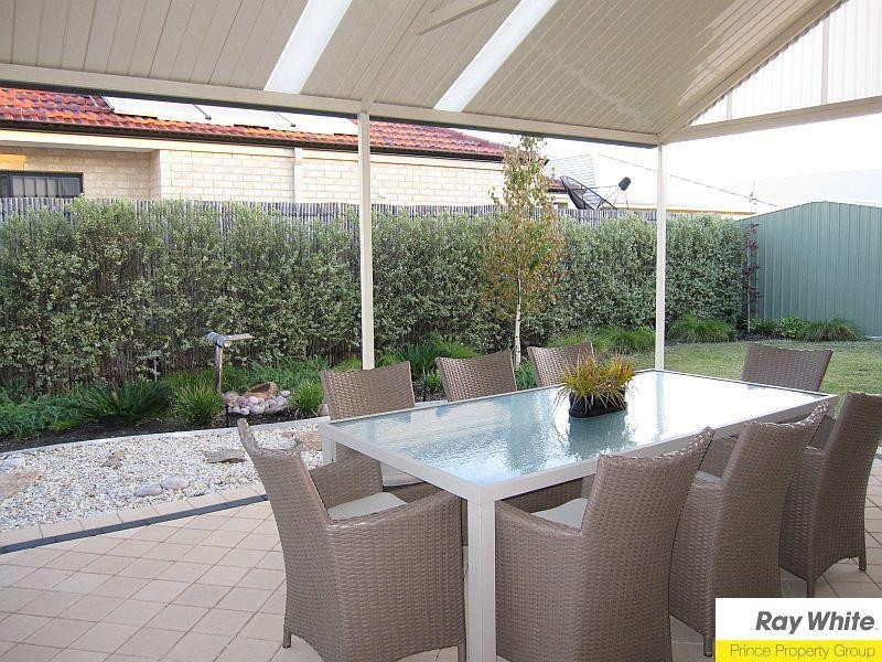 21 Driftwood Way, Beechboro WA 6063