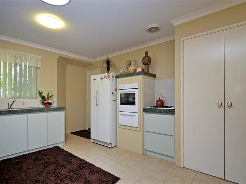 25 Valley Views Drive, Landsdale WA 6065