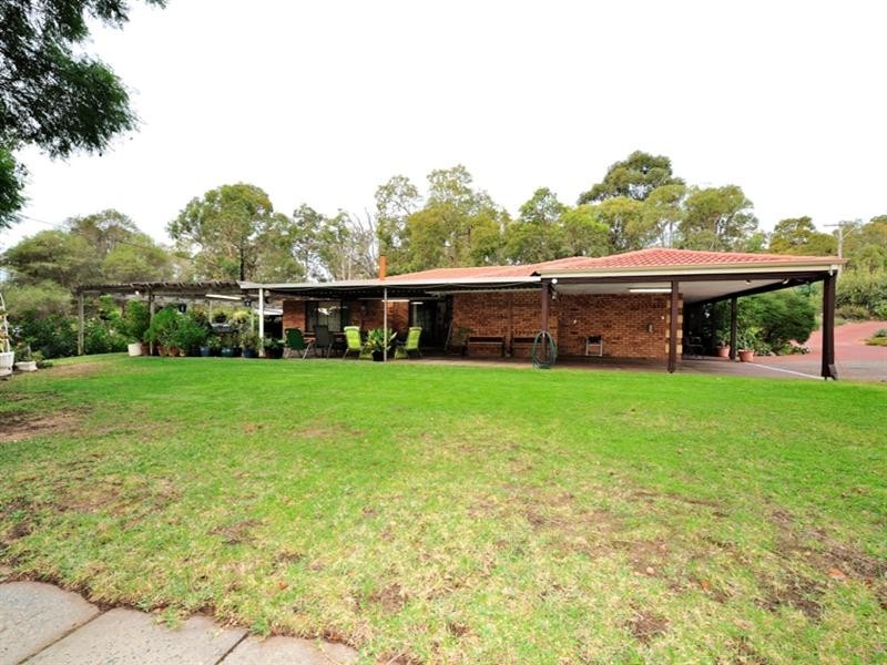 1 Lindsay Place, Glen Forrest WA 6071