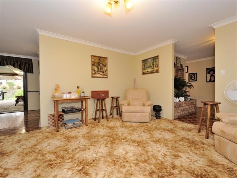 1 Lindsay Place, Glen Forrest WA 6071