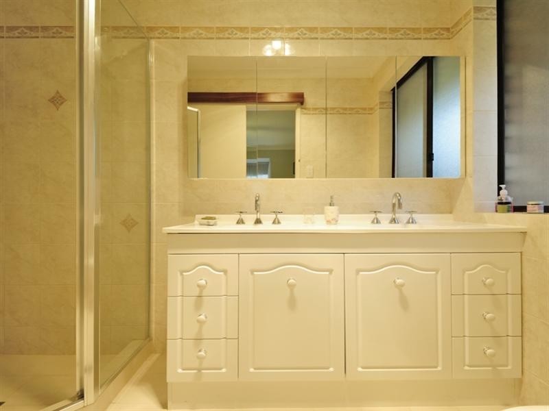 1 Lindsay Place, Glen Forrest WA 6071