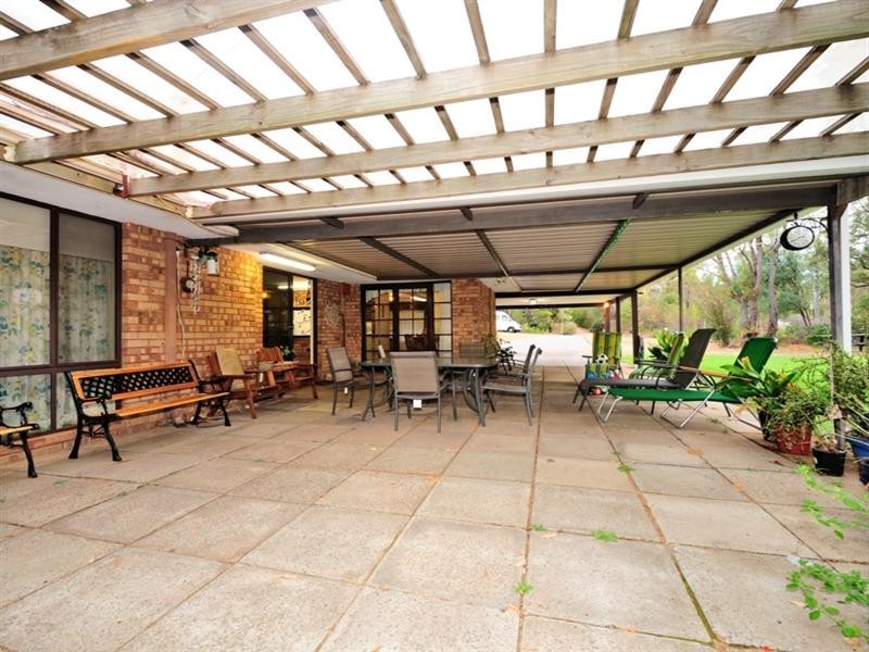 1 Lindsay Place, Glen Forrest WA 6071