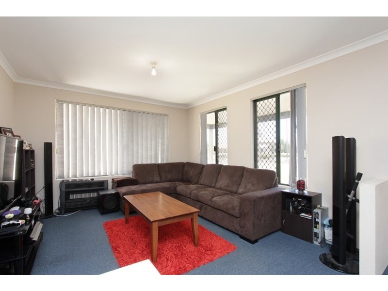 2 Moyle Way, Henley Brook WA 6055